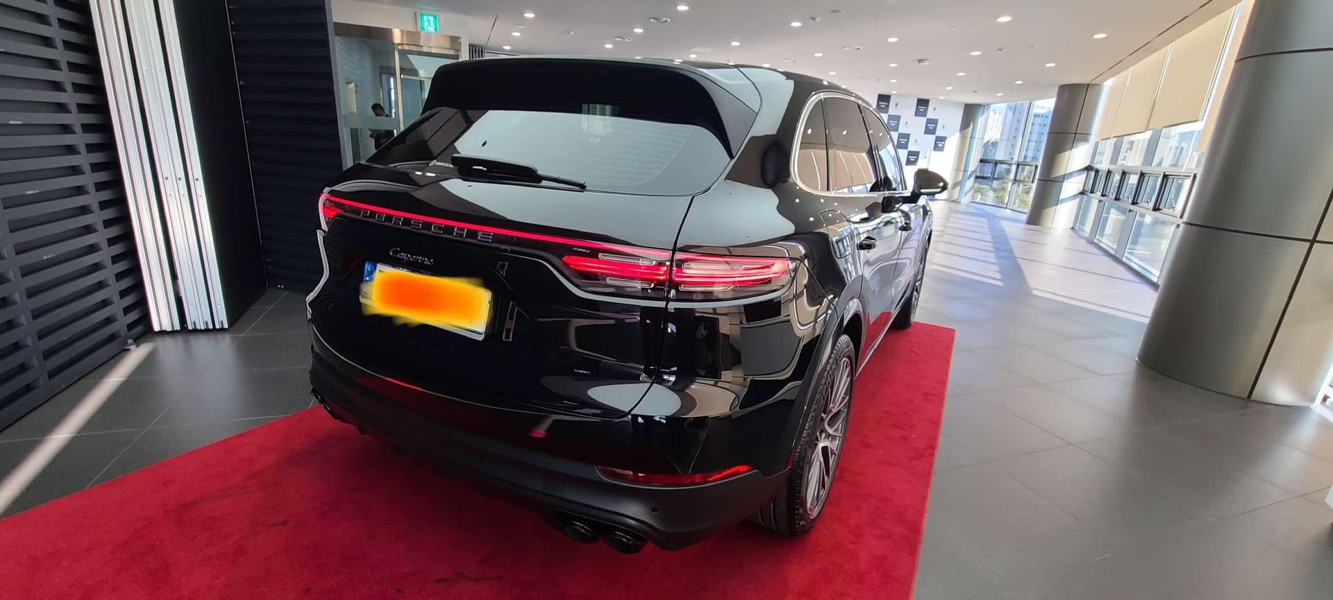 포르쉐 카이엔 카이엔 게시글 썸네일