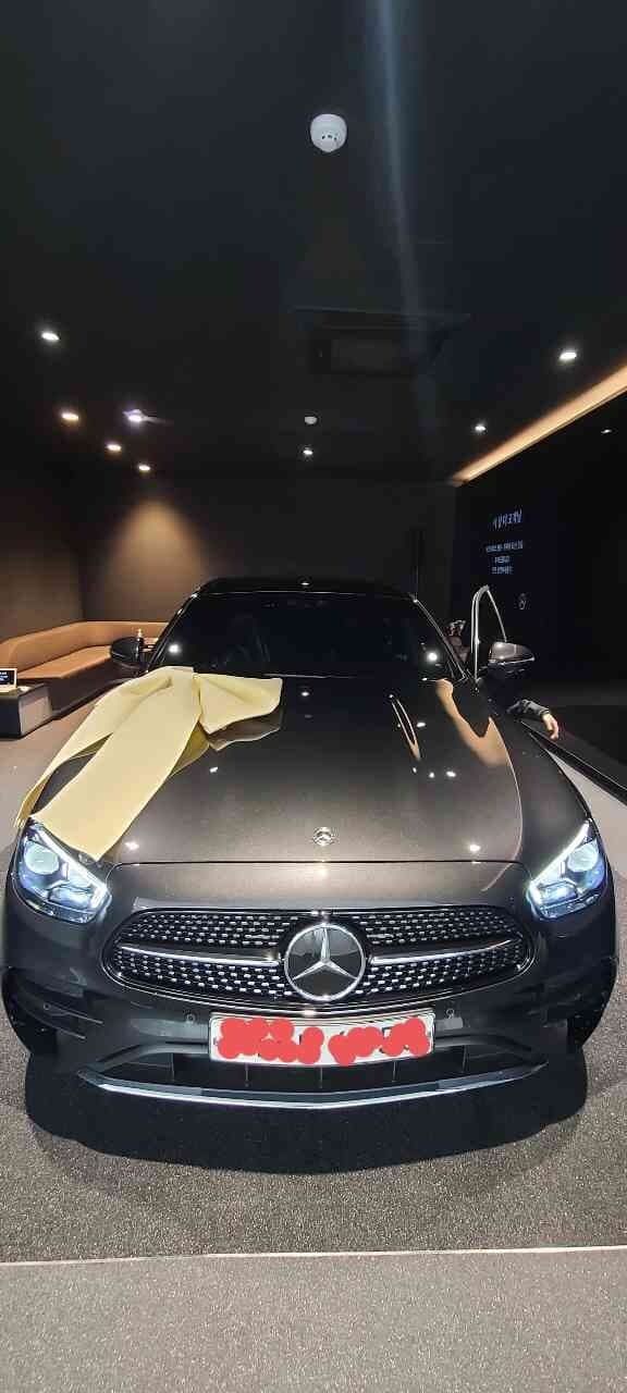 벤츠 E-클래스 E 350 4MATIC AMG 라인 에디션 게시글 썸네일