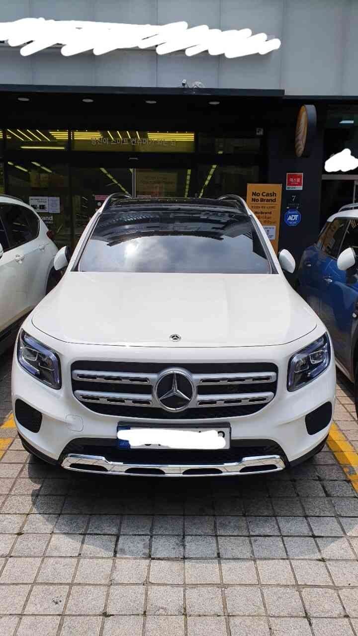 벤츠 GLB-클래스 GLB 220 게시글 썸네일