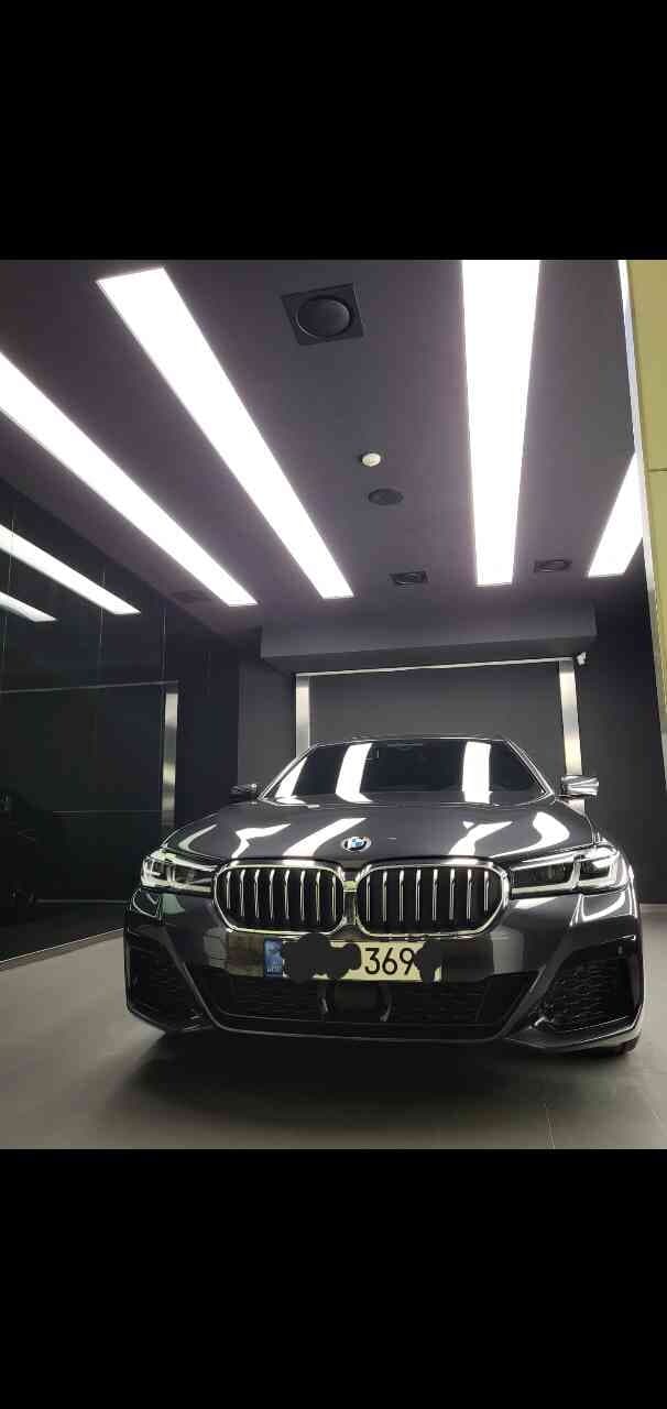 BMW 5시리즈 520i M 스포츠 패키지 게시글 썸네일