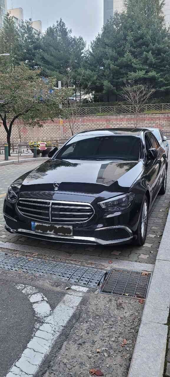 벤츠 E-클래스 E 250 익스클루시브 게시글 썸네일