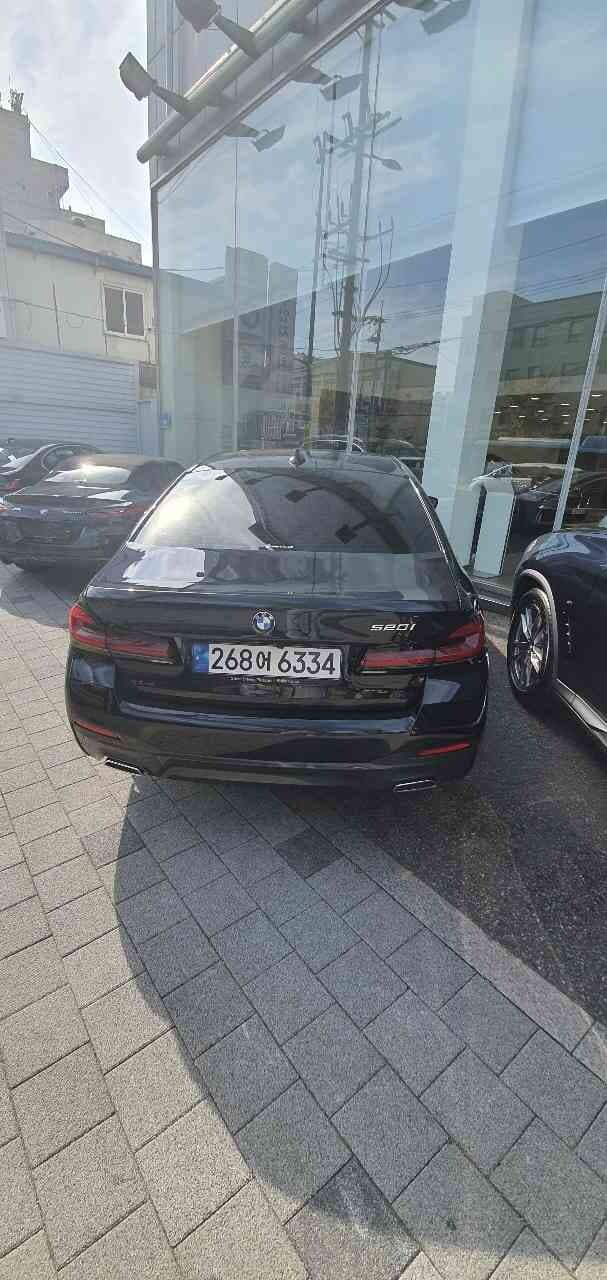BMW 5시리즈 520i M 스포츠 패키지 게시글 썸네일
