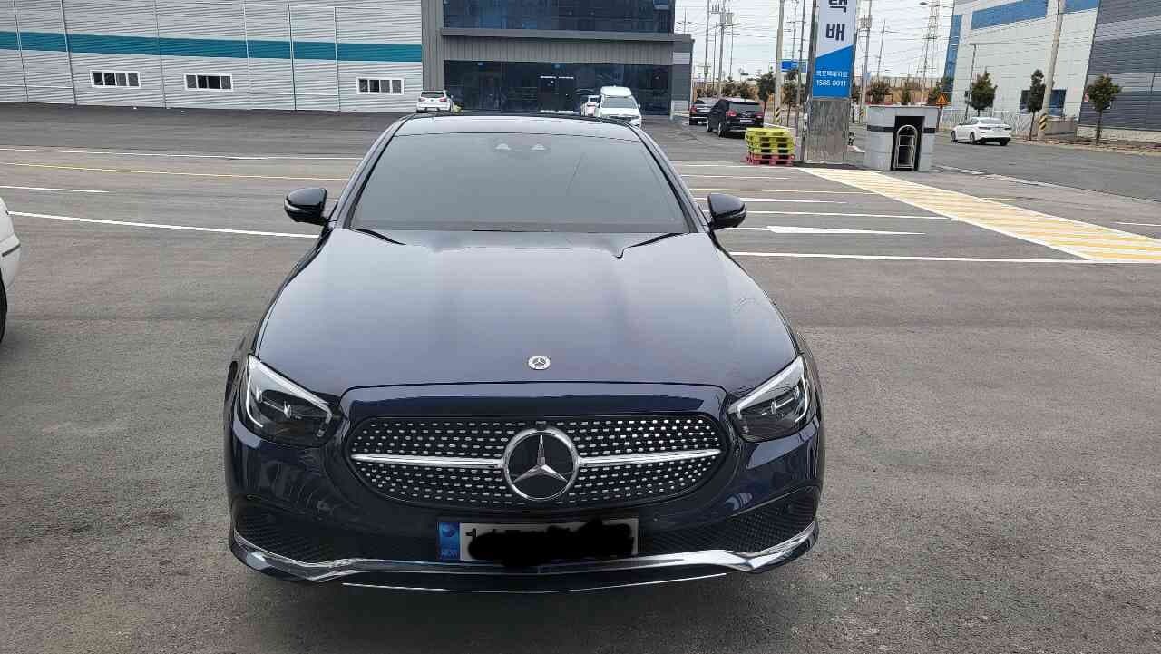 벤츠 E-클래스 E 250 아방가르드 게시글 썸네일