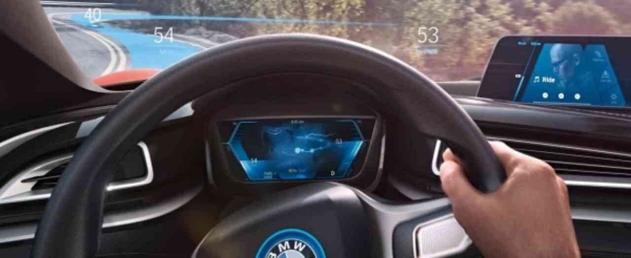 BMW, 반도체 부족으로 일부 차종 HUD. 하만카돈 오디오 사양 삭제 게시글 썸네일