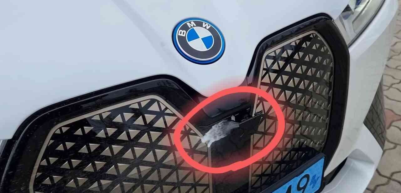 BMW  iX  새로운 기능  좋네요? 게시글 썸네일