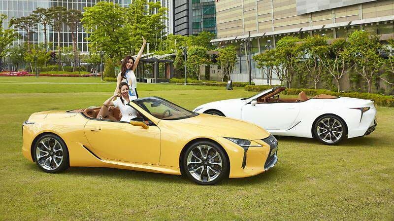 렉서스 컨버터블도 엄청 이쁘네요?LC-500 게시글 썸네일