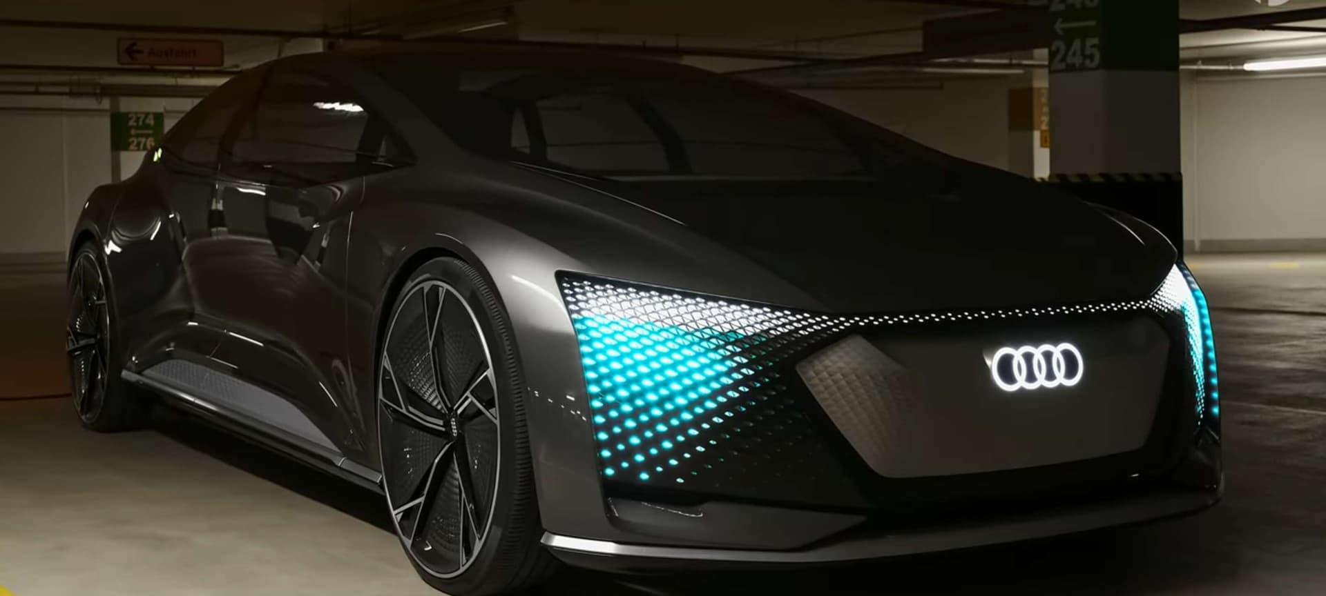 ?미래에서온 아우디차 디테일샷? 게시글 썸네일