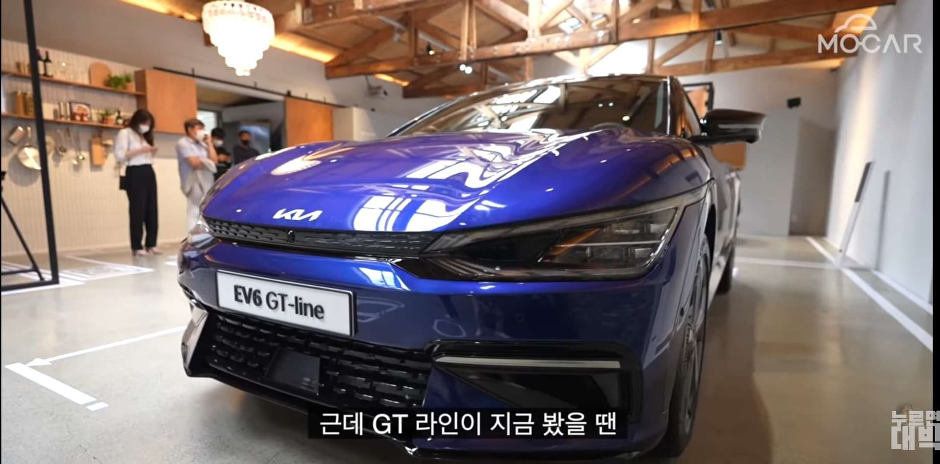 EV6 행사장 영상 보니깐 EV6 넘 탐나네요..- 모카 게시글 썸네일