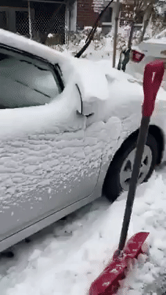 (퍼옴)자동차 창문 닫는걸 깜빡 하고  밤새 눈이 왔다면?? 게시글 썸네일