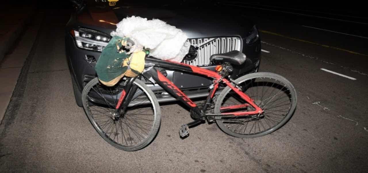 자율주행 사고 일지 정리해 봤습니다 게시글 썸네일