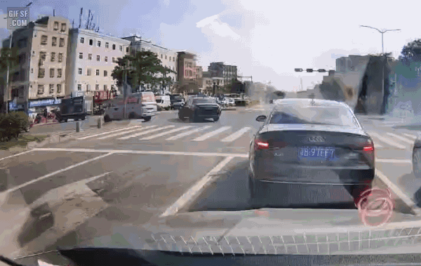 [펌] 깔끔한 드리프트 게시글 썸네일