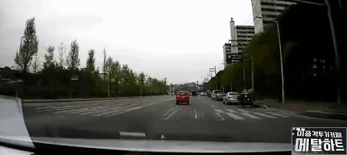 (퍼옴)보험 사기 느낌?  사고 게시글 썸네일