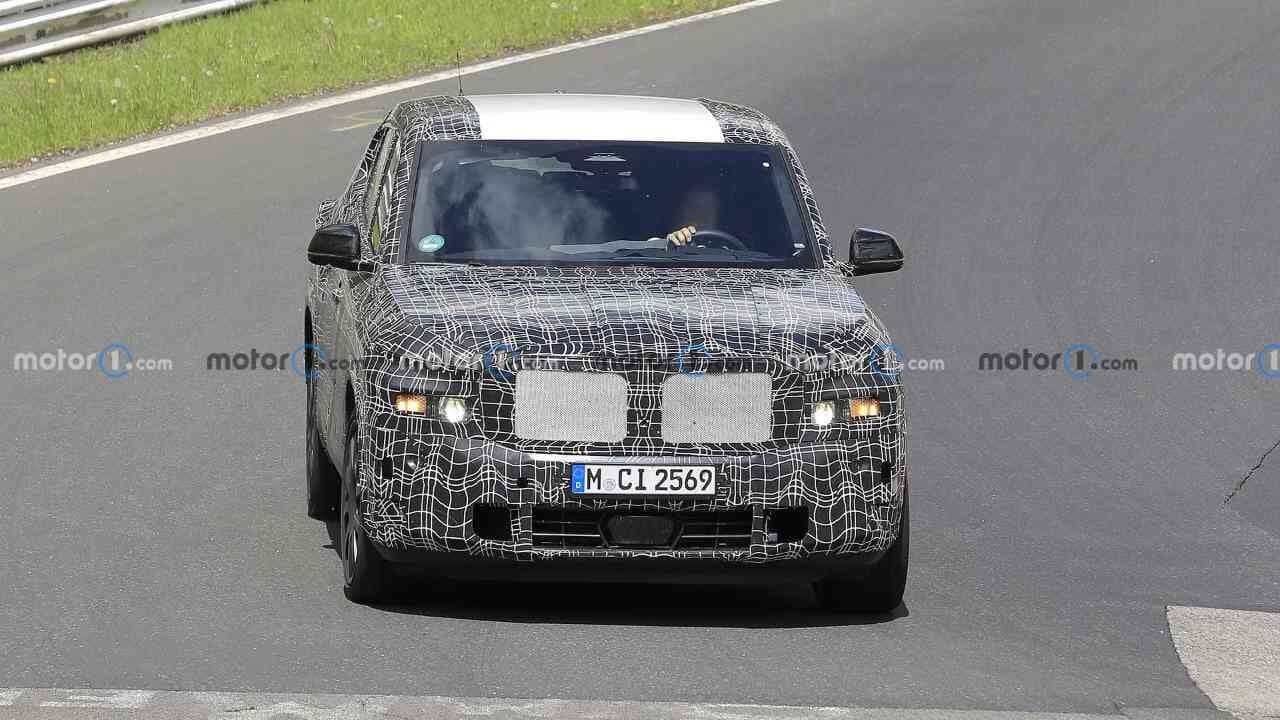 BMW X8M 750hp의 괴물 PHEV 모델도 나온다? 게시글 썸네일