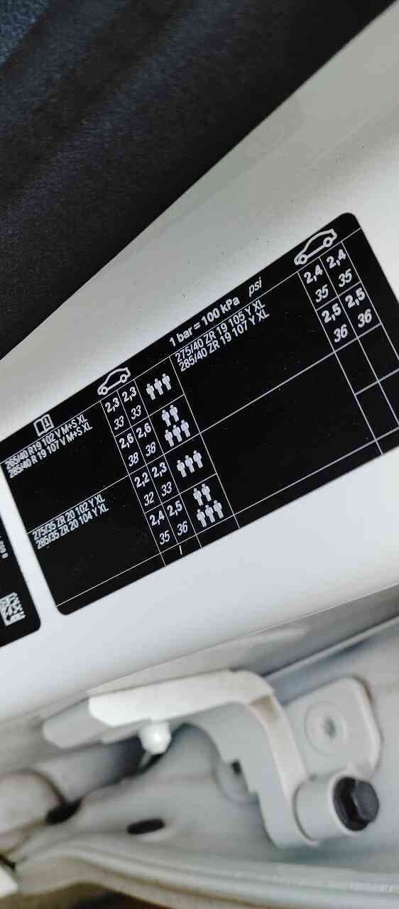 타이어 공기압 보충중~~ 게시글 썸네일