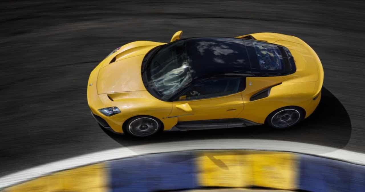 Maserati—MC20 리뷰들이 올라오고 있습니다 게시글 썸네일