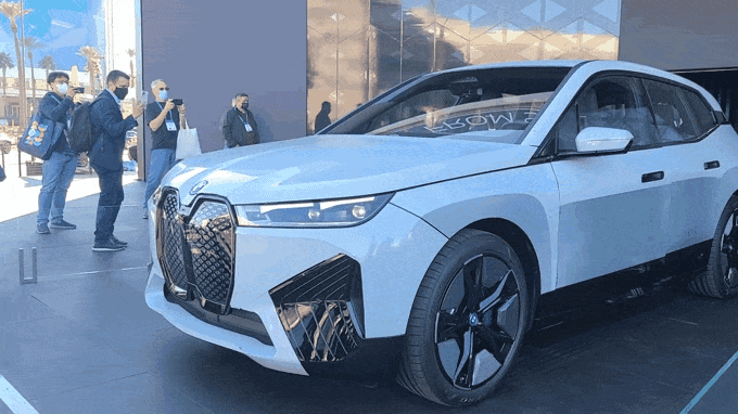 출근땐 검정, 나들이땐 파랑..차색깔 내맘대로

 게시글 썸네일