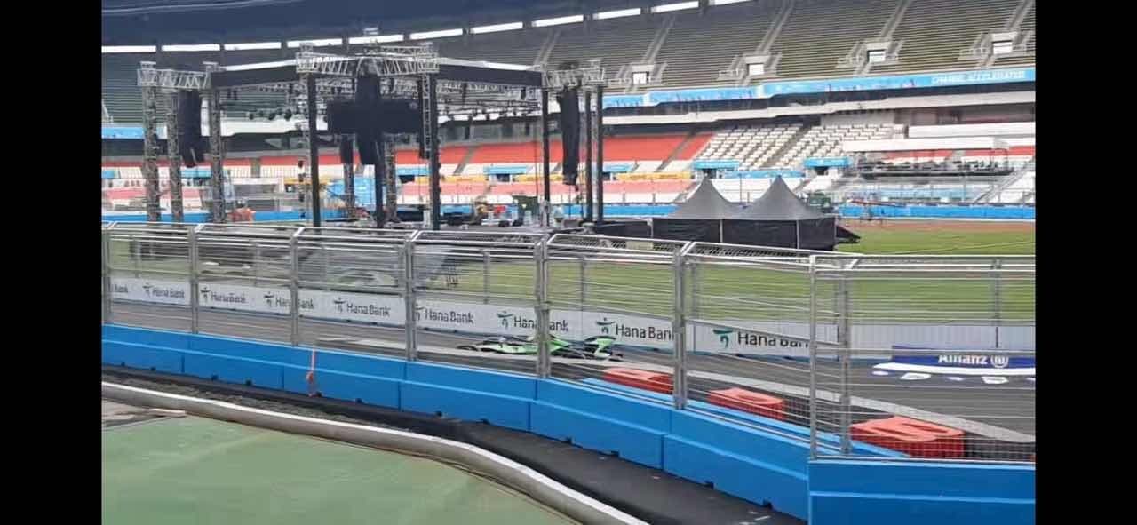 Eprix 시험 주행 영상 게시글 썸네일