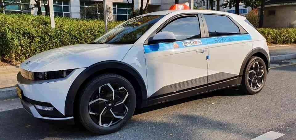 나는 전기택시가 불편하다 [기자수첩] 게시글 썸네일