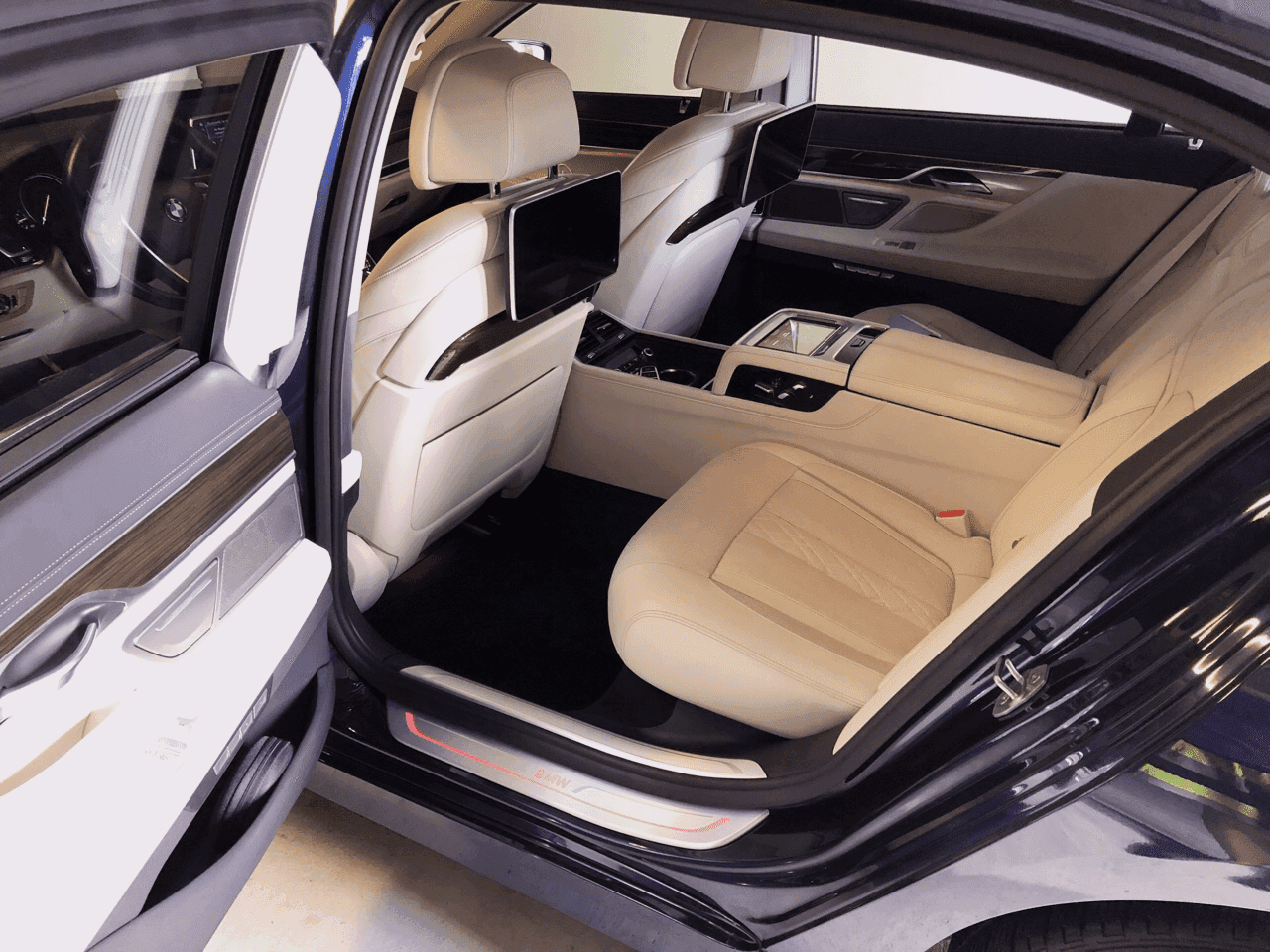 7시리즈 뒷좌석 통풍시트 쇼트로 고장 게시글 썸네일