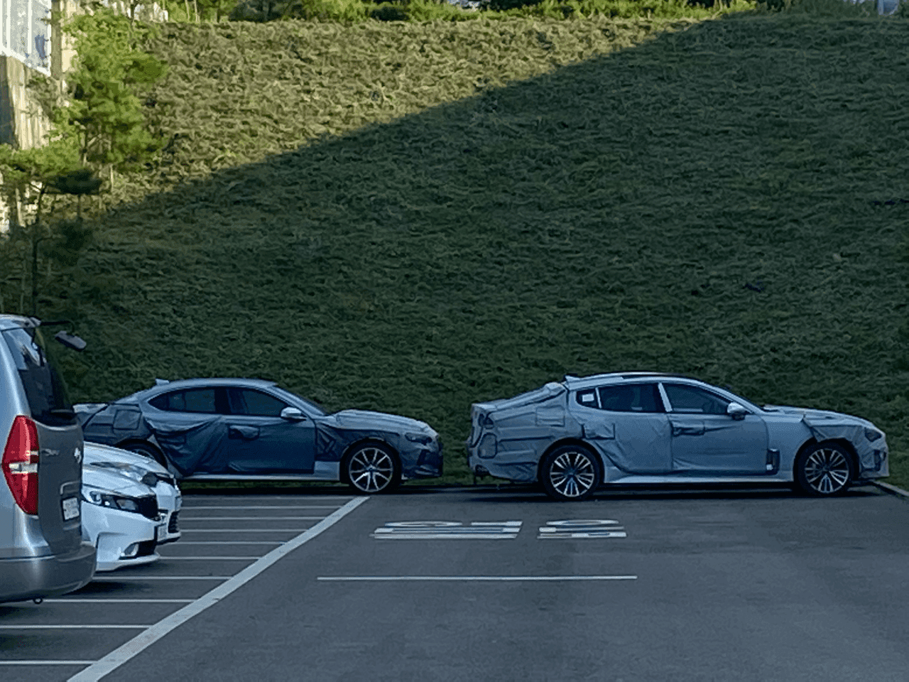 이거 G70이랑 스팅어 페이스리프트 아닌가요 게시글 썸네일