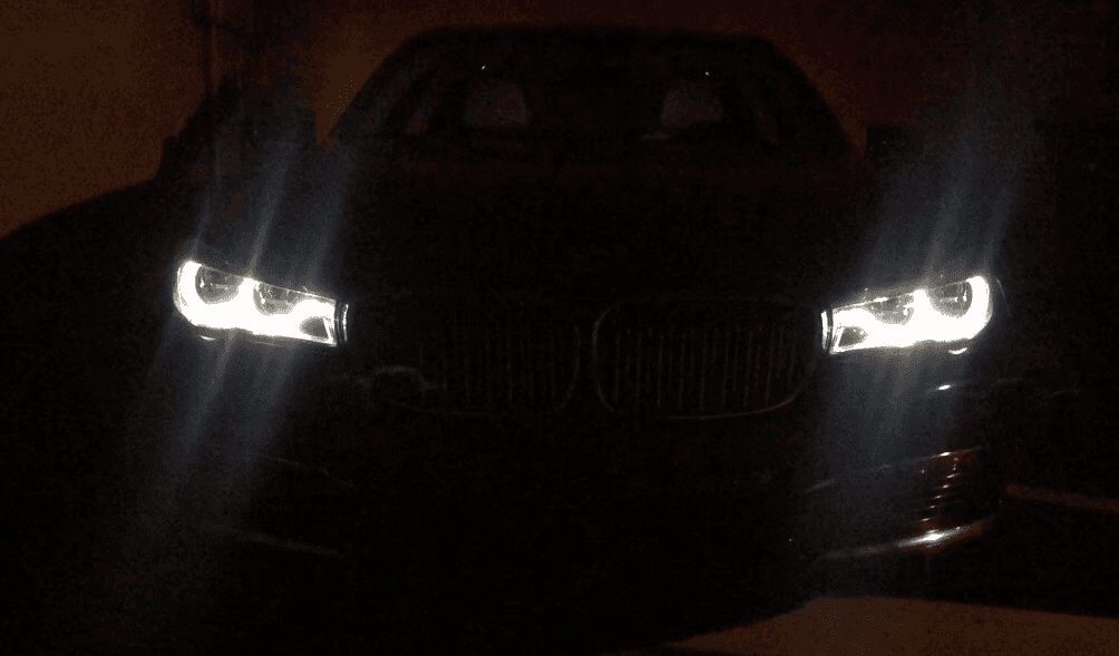 BMW G30 5시리즈 라이트 황변 현상 게시글 썸네일