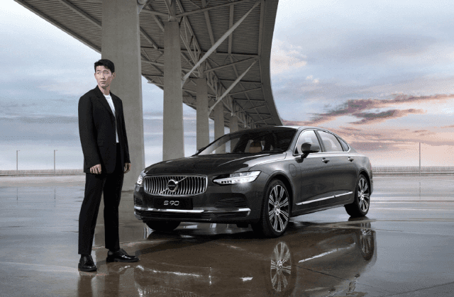 S90 사전 계약으로 2500대 팔렸다네요...  게시글 썸네일