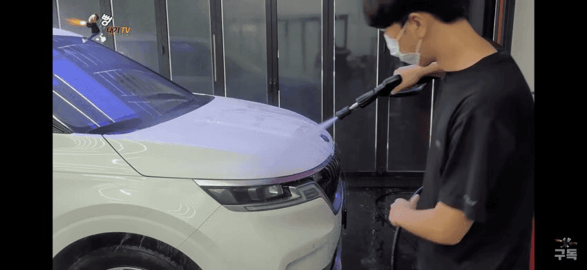 현재 논란중인 신형 카니발 누수 문제... 게시글 썸네일