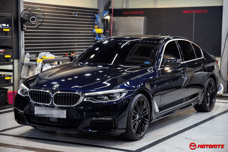 현행 540i vs 신형 540i  게시글 썸네일