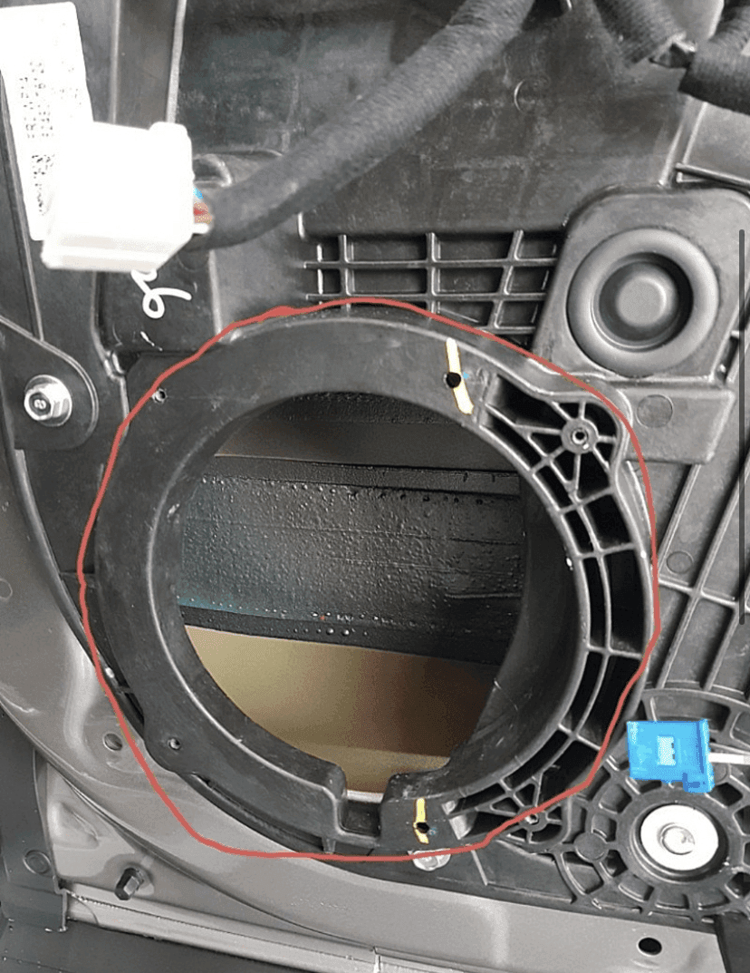 G80, GV80에서 썩은 걸레 냄새가 난다네요  게시글 썸네일