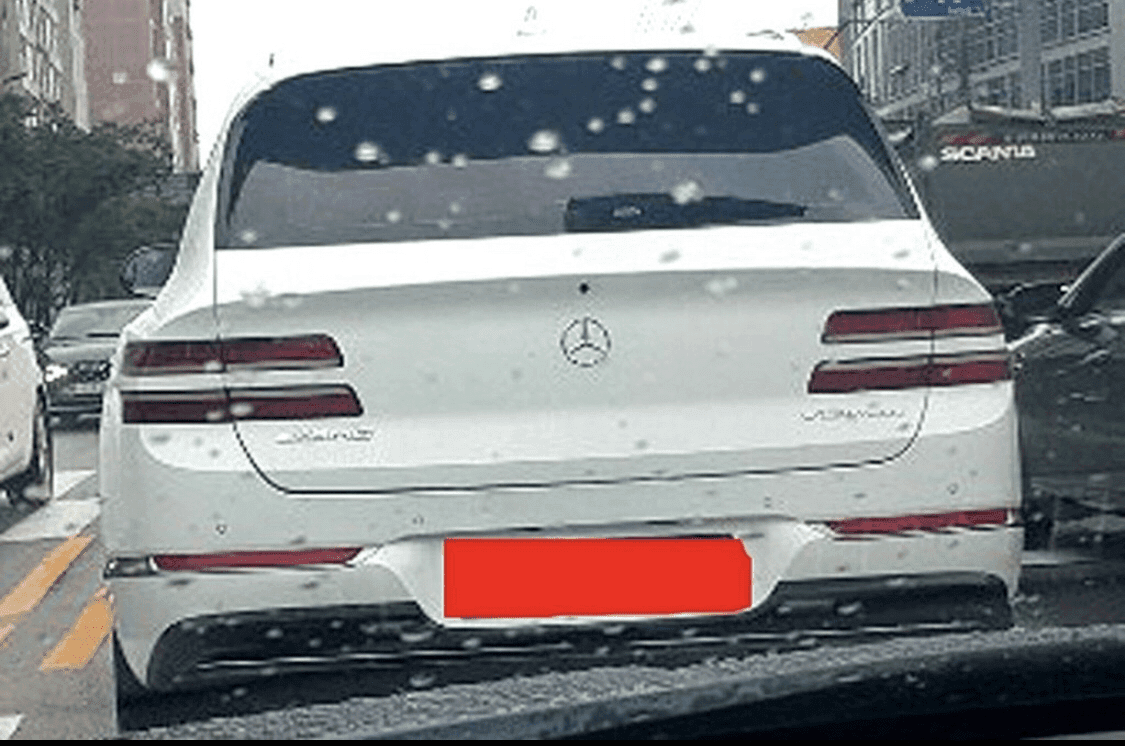 벤츠 신형 사진 유출 게시글 썸네일