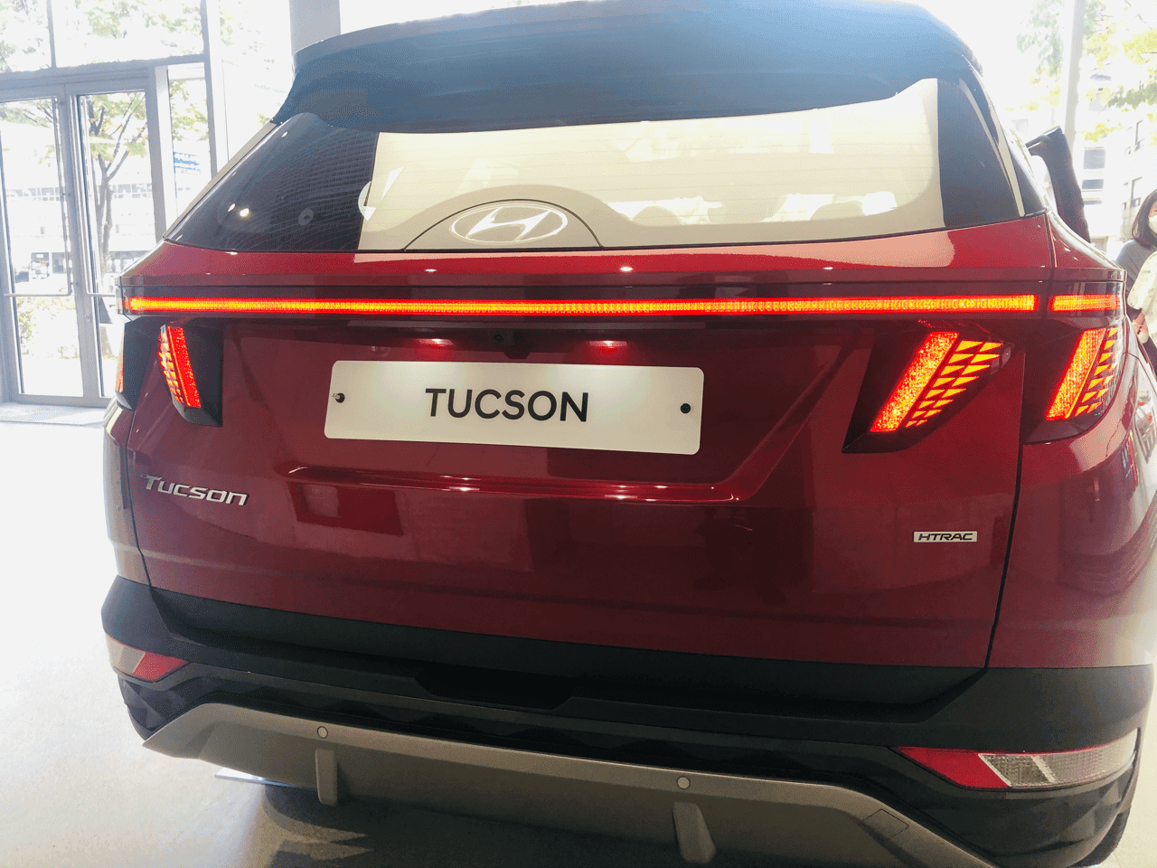 송파대로점에 투싼 입고되어 구경했네요 게시글 썸네일