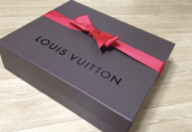 (비차량) 결혼 10년차 와이프 생일선물 뭐가 좋을까요 게시글 썸네일