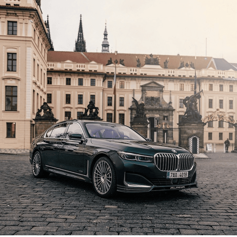 우리나라에 없는 BMW—Alpina B7?  게시글 썸네일