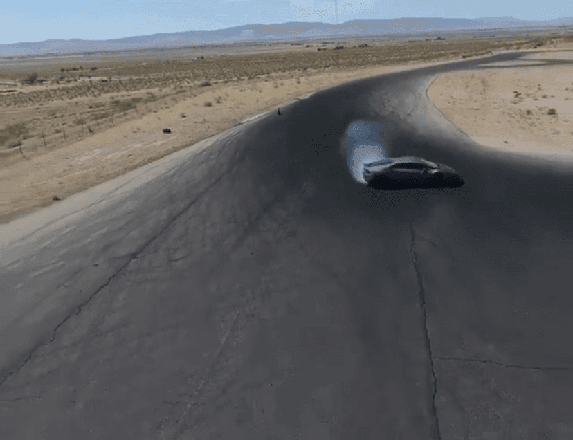 운전의 맛—우라칸 360도 드리프트 게시글 썸네일