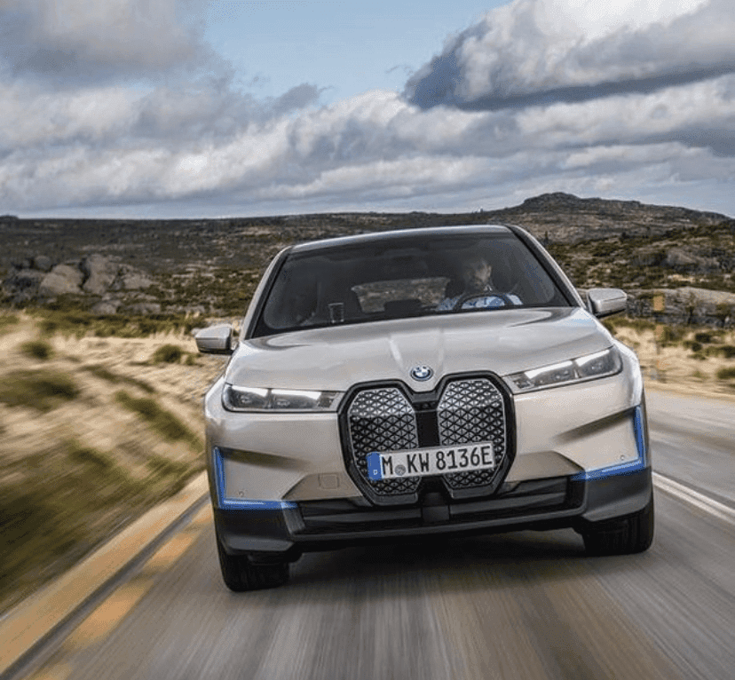 BMW i X  전기 SUV 공개 (Feat 돼지코) 게시글 썸네일