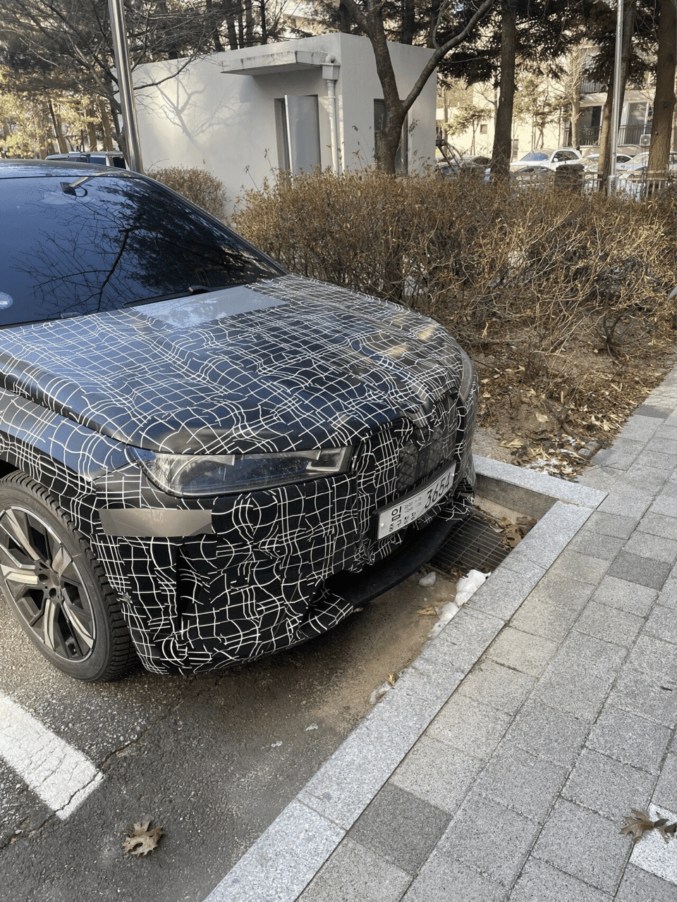 BMW i X 한국에서 테스트중이네요 게시글 썸네일