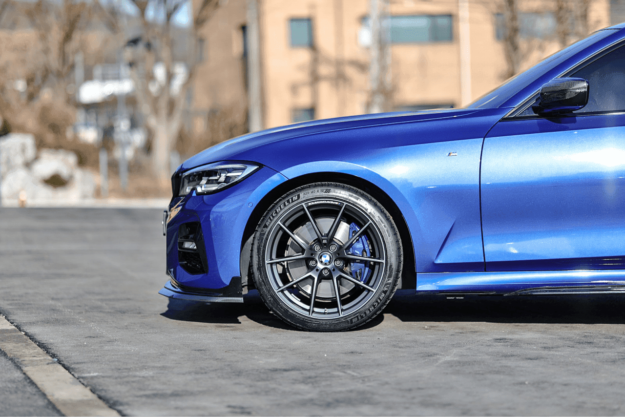 얼마전 3시리즈 휠 타이어 바꿨어요 ㅎㅎ 게시글 썸네일