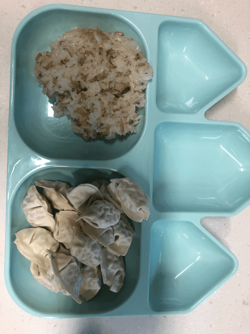 6세 아들을 위한 아빠표 만두볶음밥 게시글 썸네일