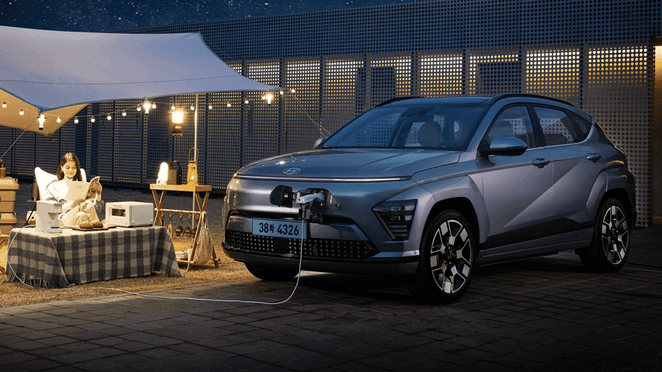 '왜 현대차만…' 주차하기 힘든 앞쪽 충전구, 실내 공간 때문이라고? 게시글 썸네일