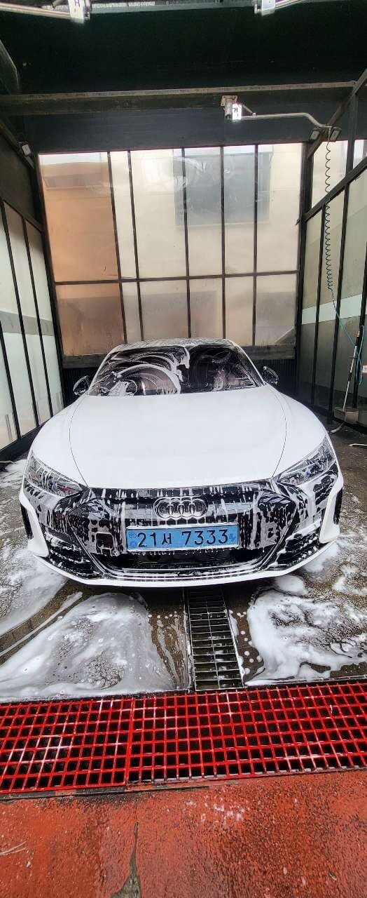 인생 첫 셀프세차장에서의 셀프세차 게시글 썸네일