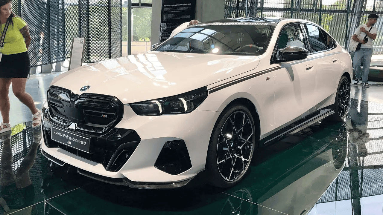 2024 BMW i5 M60 M 퍼포먼스 파츠  게시글 썸네일