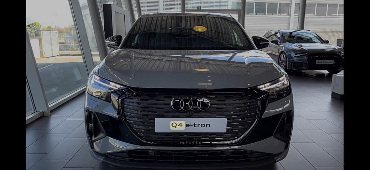 아우디 Q4 이트론 스포트백 프리미엄 게시글 썸네일