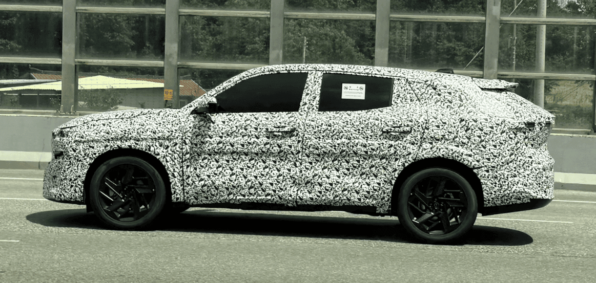 르노 오로라2 스파이샷 업데이트  게시글 썸네일