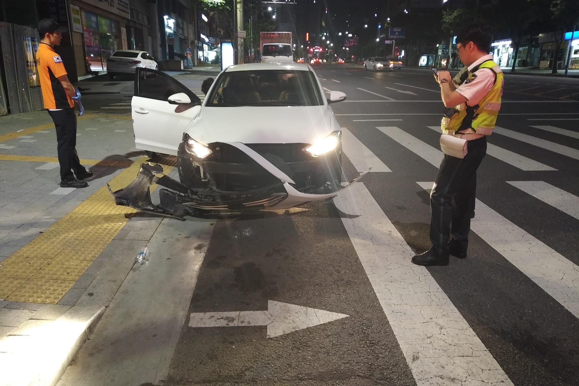 신촌갔다가 사고났어요 ㅠㅠ 게시글 썸네일