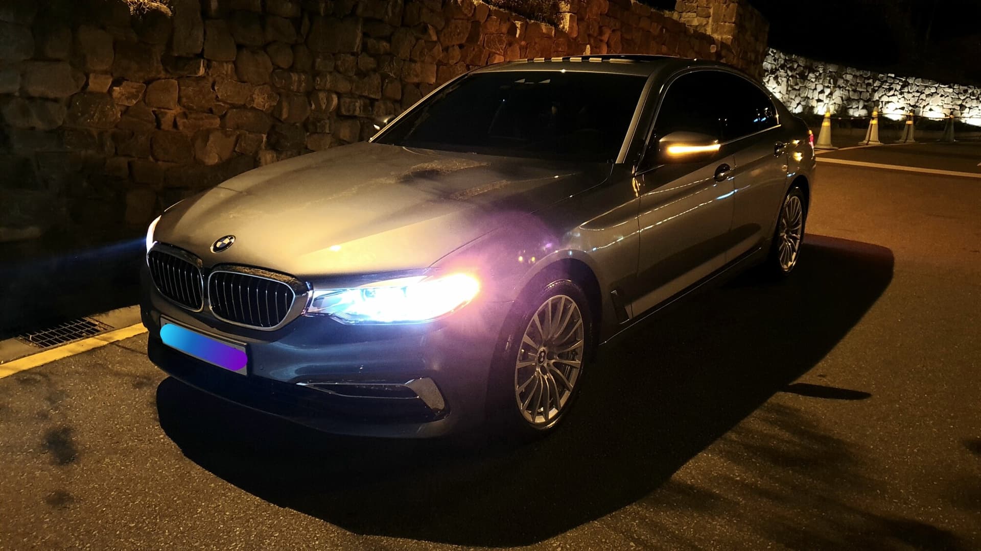 BMW 5시리즈 520i 럭셔리 OE 게시글 썸네일