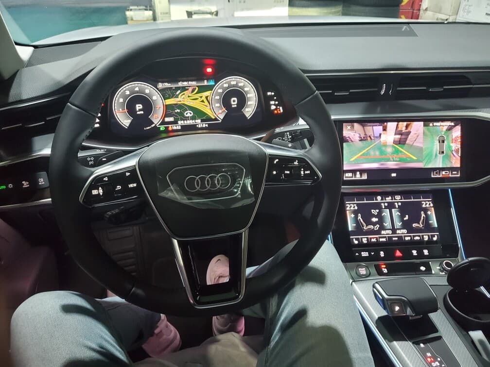 아우디 A6 45 TFSI 게시글 썸네일