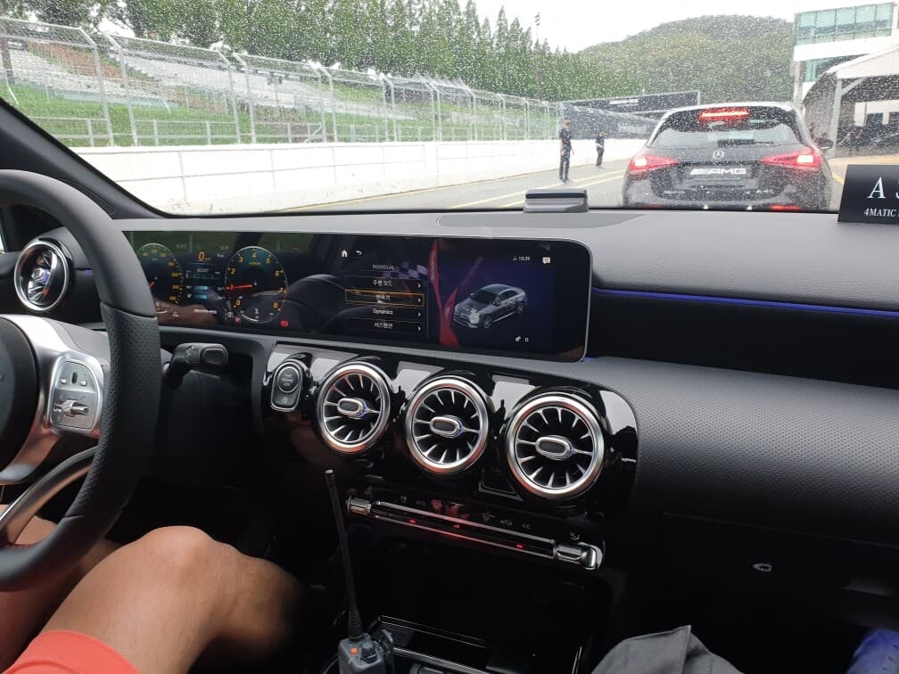 어제 amg행사다녀왔습니다 게시글 썸네일