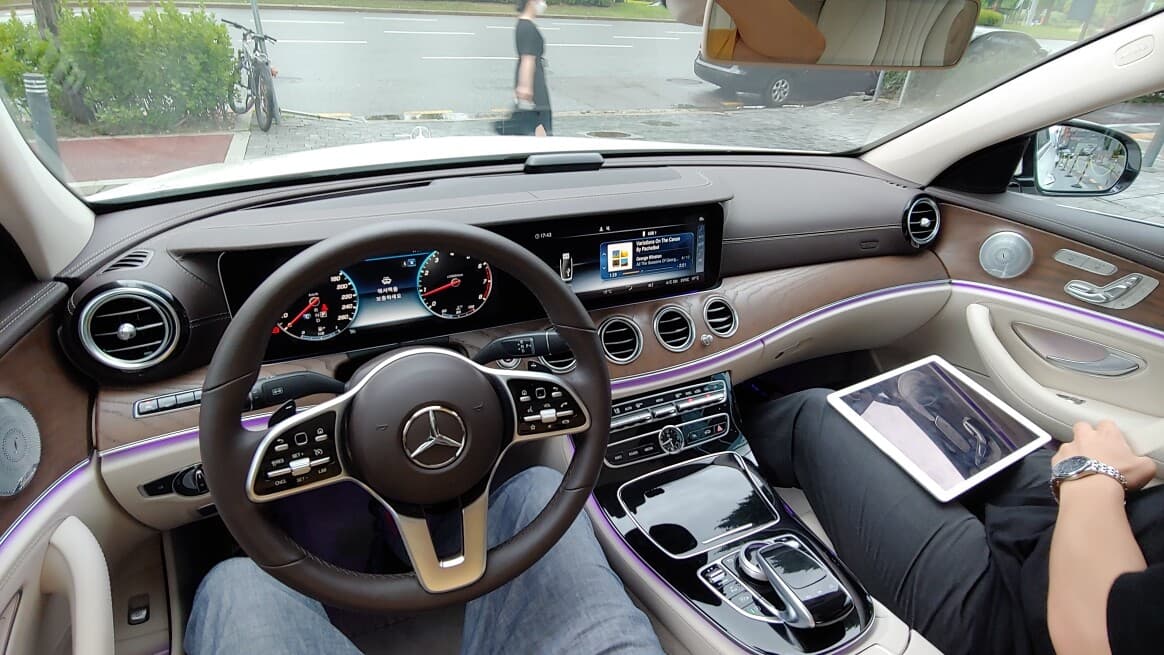 맨날 차만보러댕기는 놈팽이처럼 보일까봐 안쓰려했는데..ㅠㅠ 게시글 썸네일