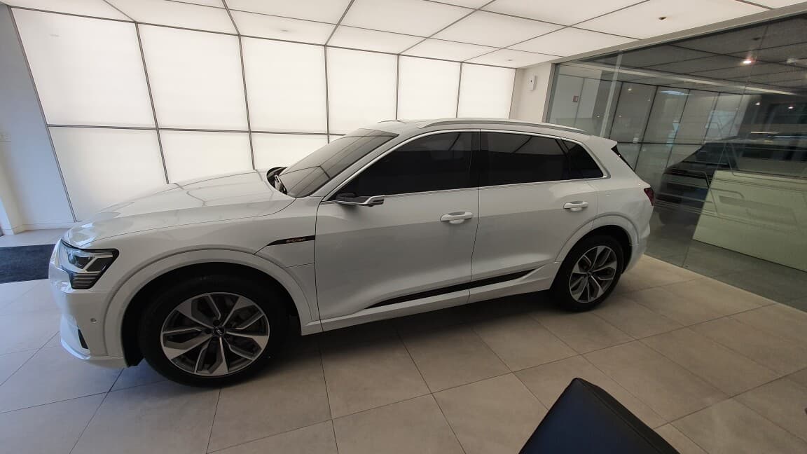 아우디 e-트론 55 콰트로 게시글 썸네일