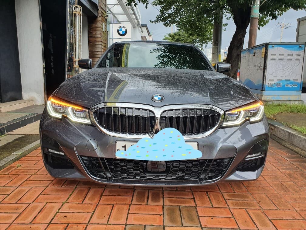 BMW 3시리즈 320d M 스포츠 패키지 게시글 썸네일